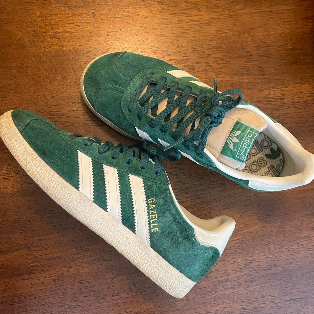 Adidas Gazelle Green Sneakers - mens 4, women’s 5.5